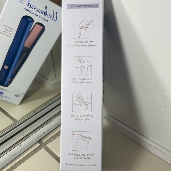 CONAIR Unbound petite beauty in motion cordless  3/4 inch ceramic flat iron - Picture 10 of 10